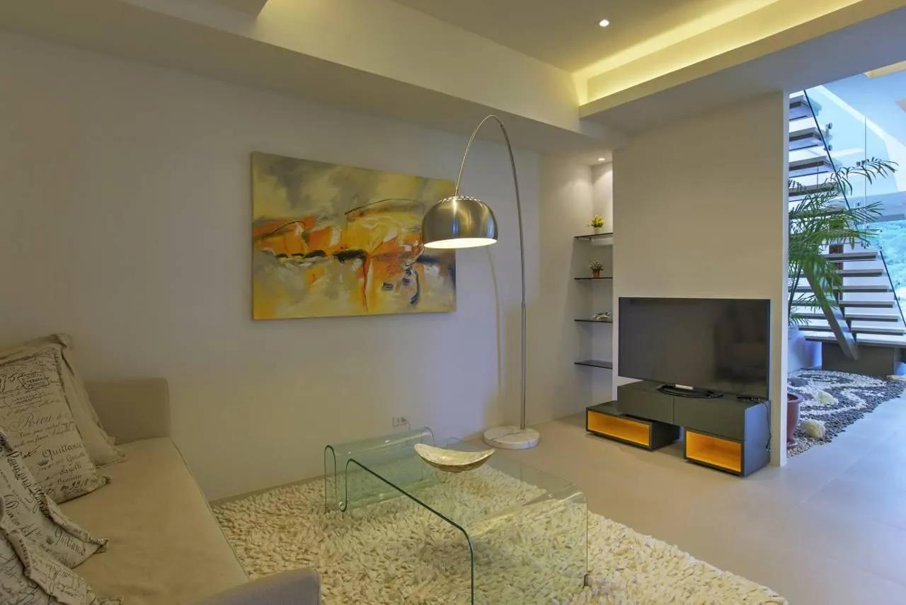 Property image - full photo 22