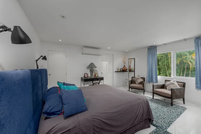 Property image - full photo 33