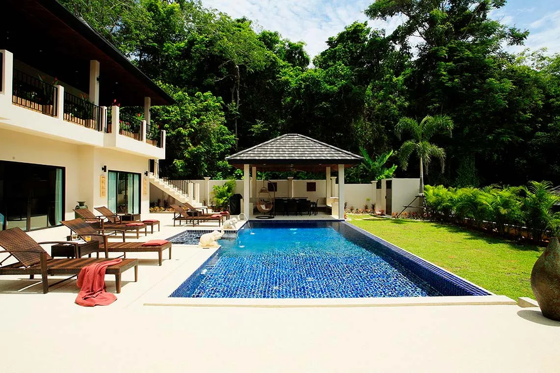 Property image - full photo 3