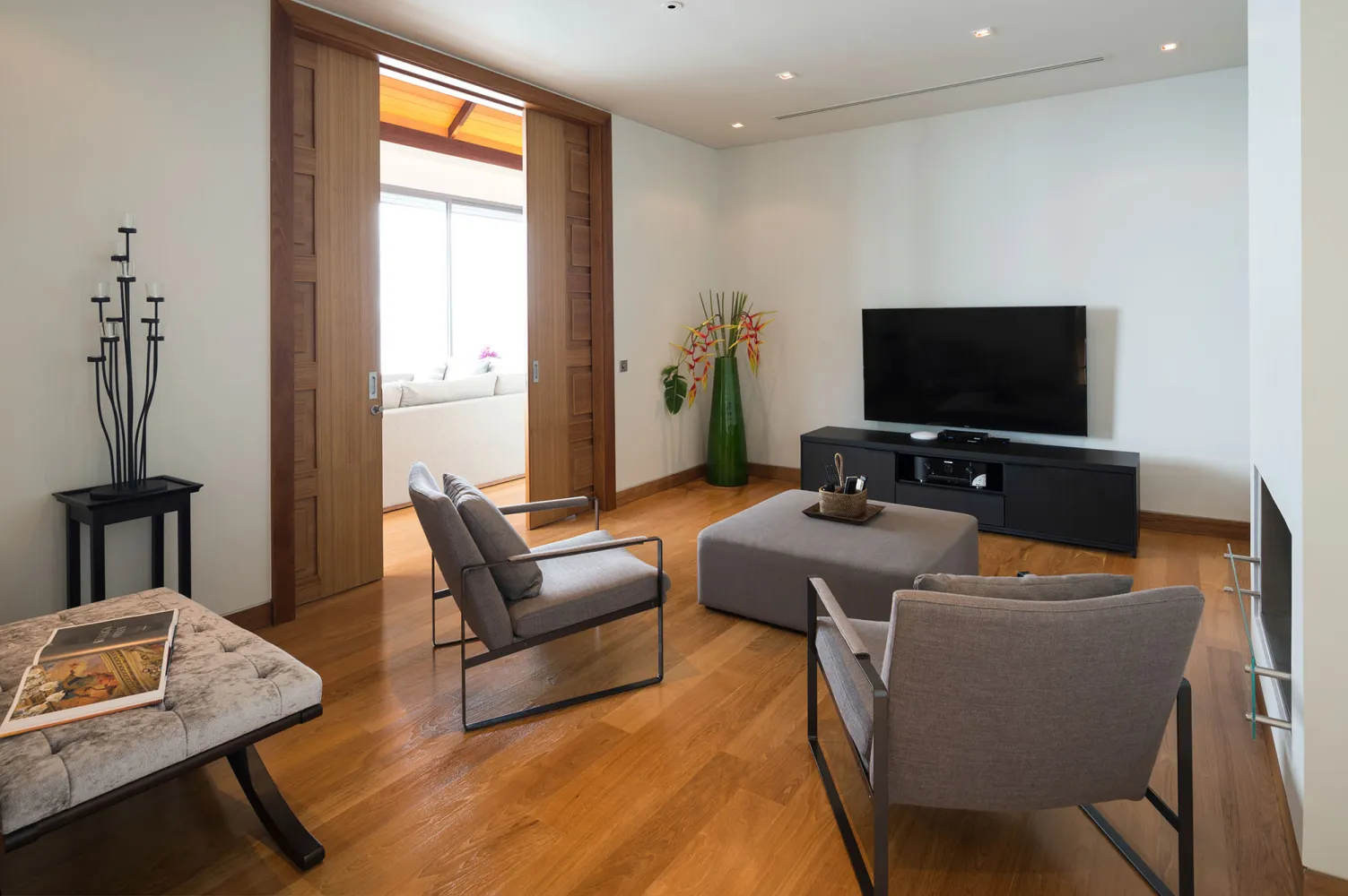 Property image - full photo 26