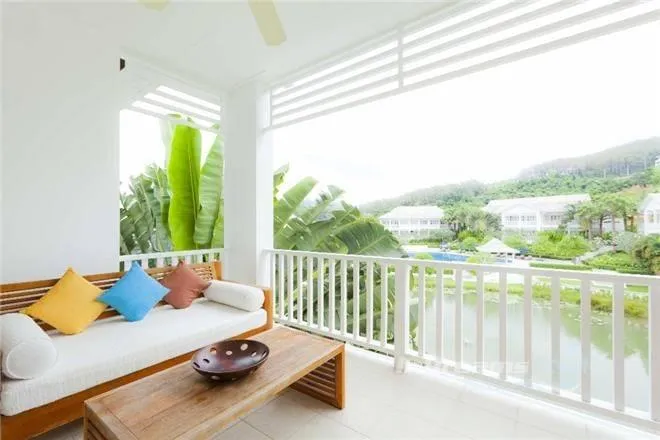 Property image - full photo 7