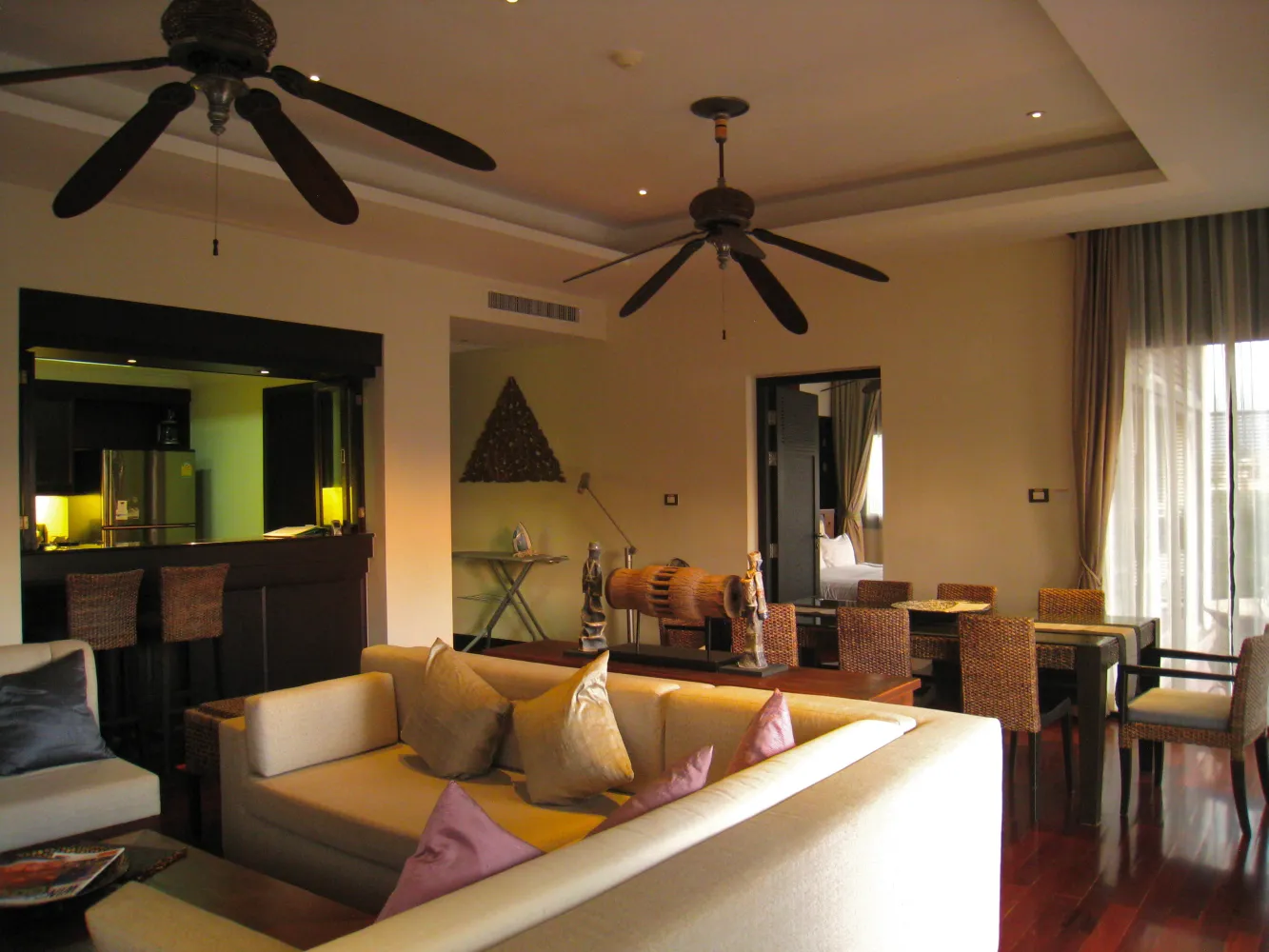 Property image - full photo 5