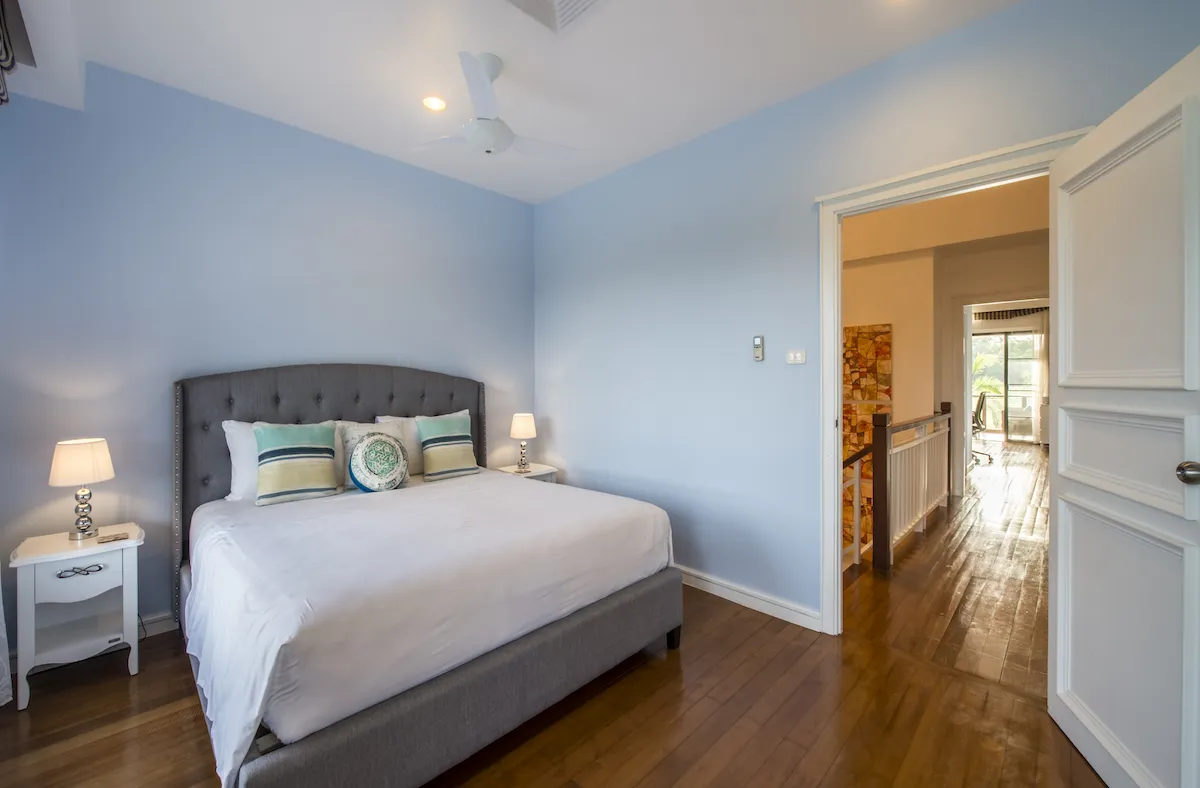 Property image - full photo 25