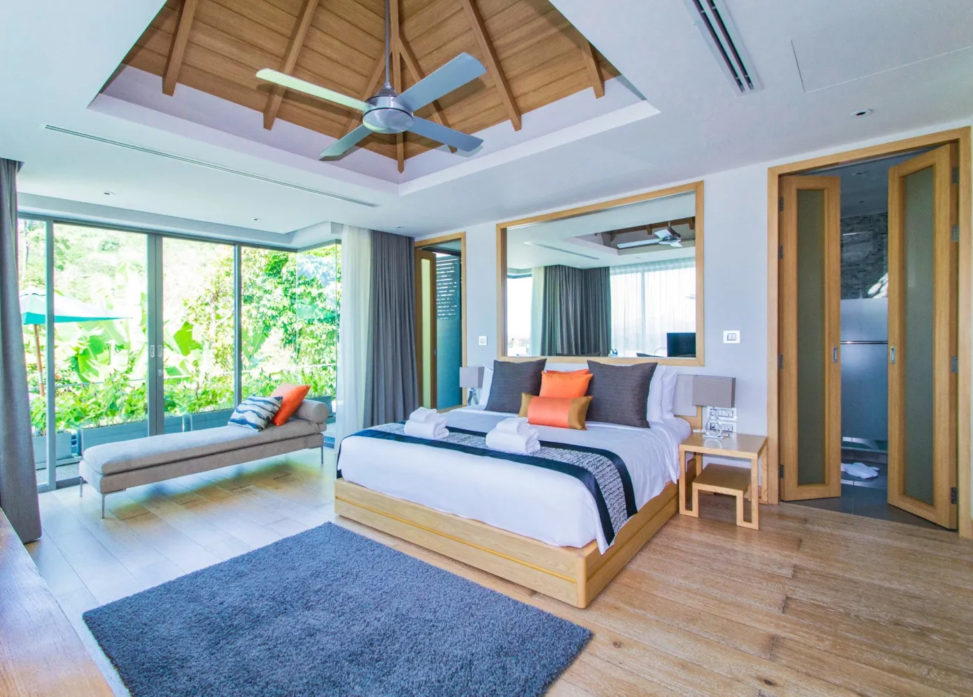 Property image - full photo 10