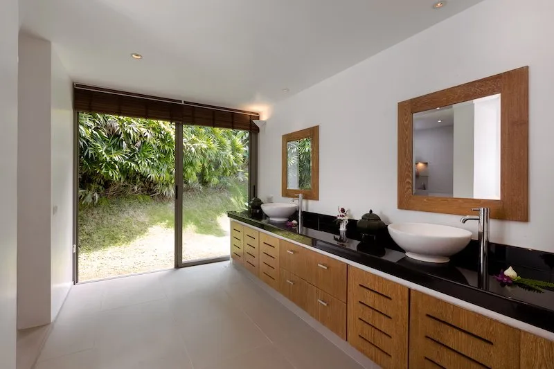 Property image - full photo 25