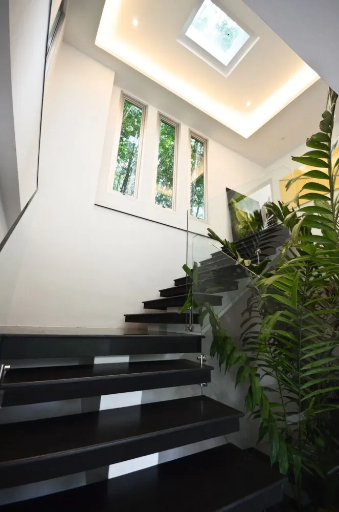Property image - full photo 9