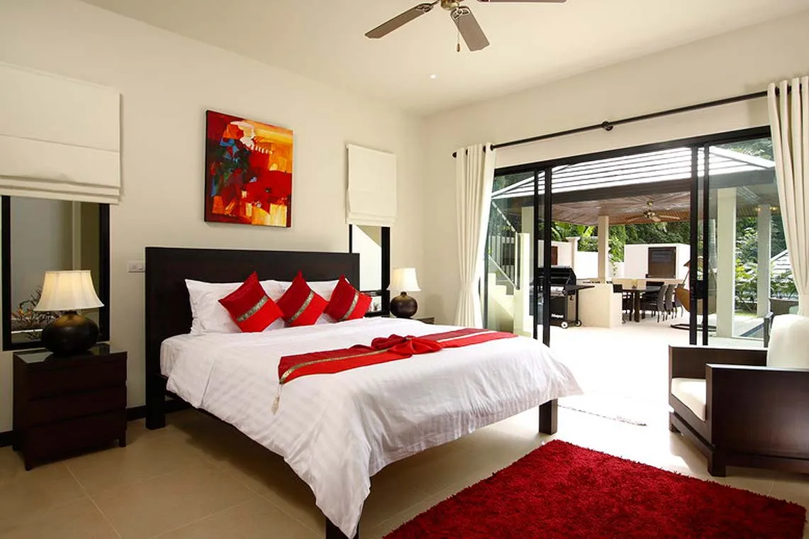 Property image - full photo 33