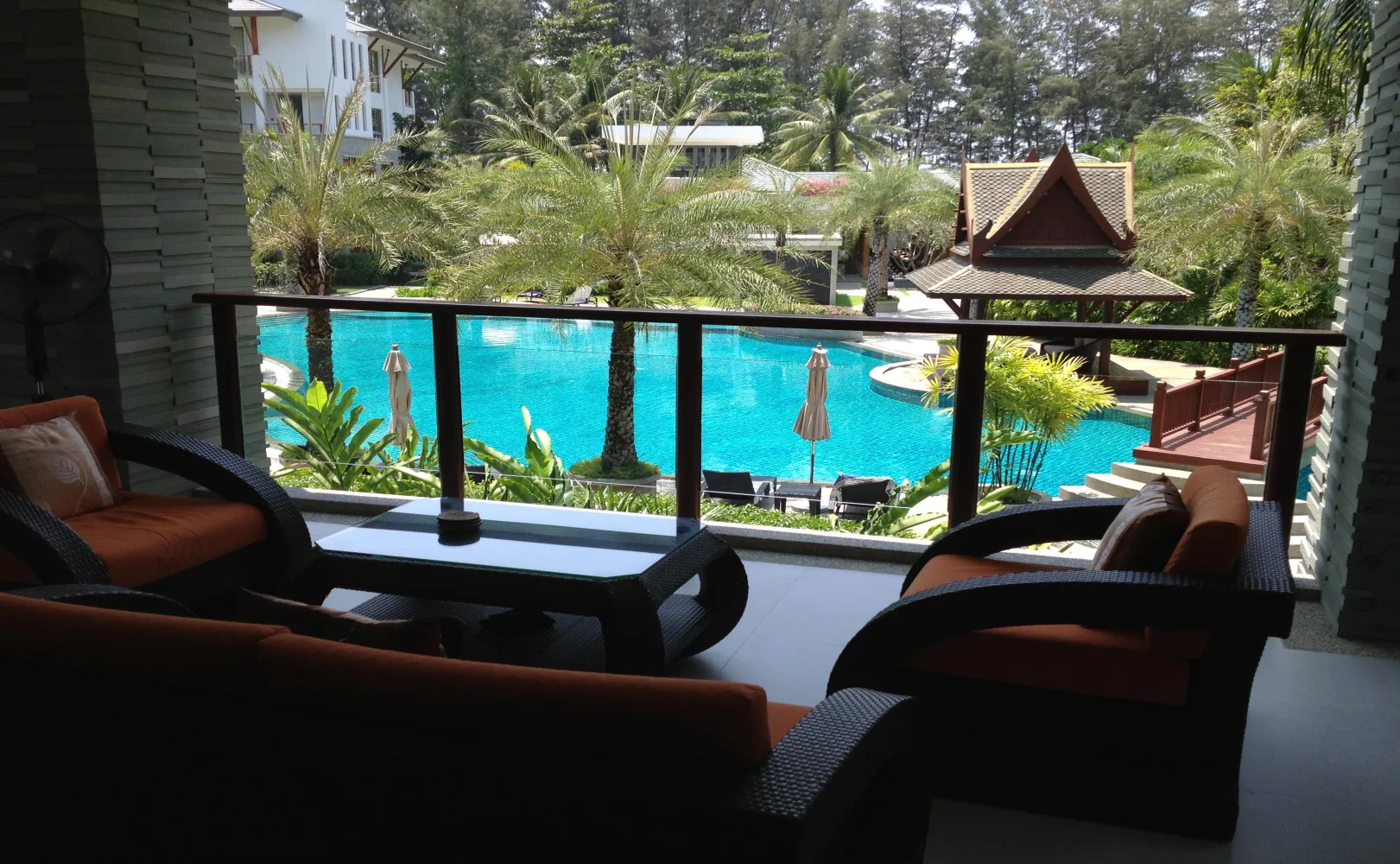 Property image - full photo 2