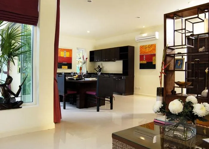 Property image - full photo 10
