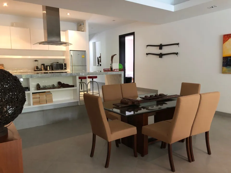 Property image - full photo 6