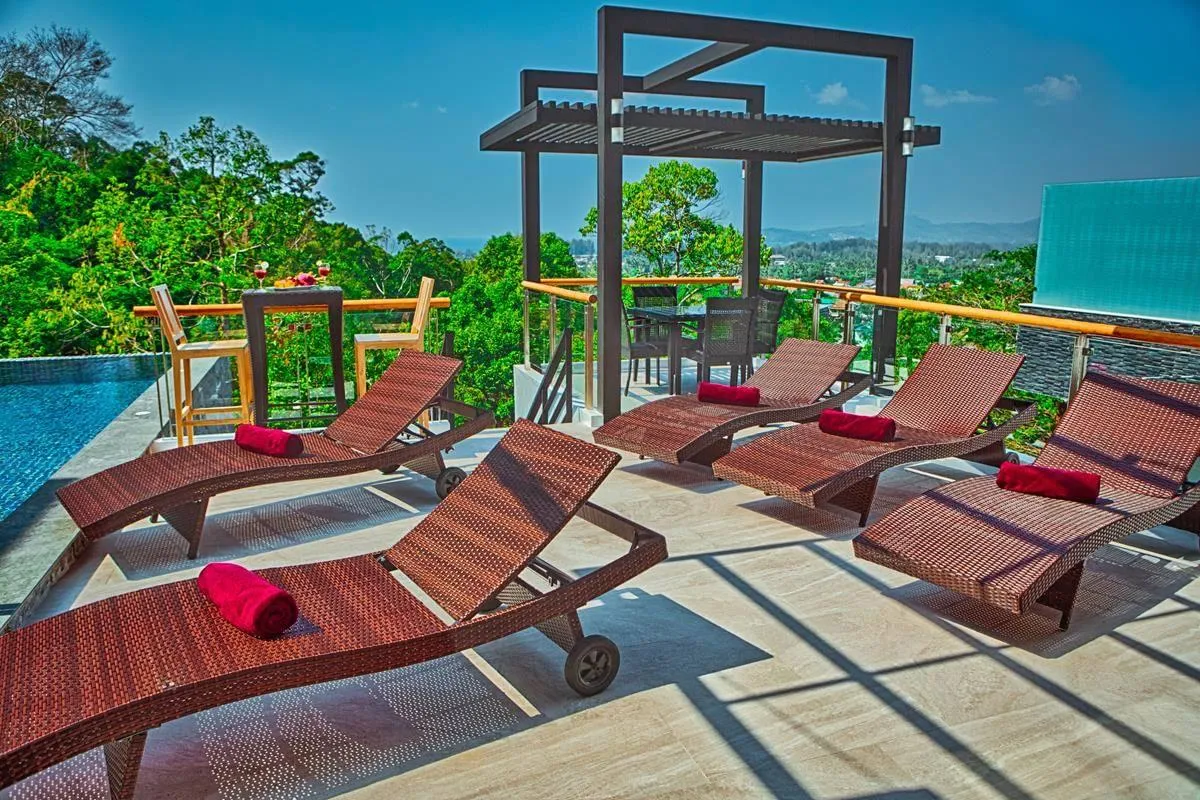 Property image - full photo 13