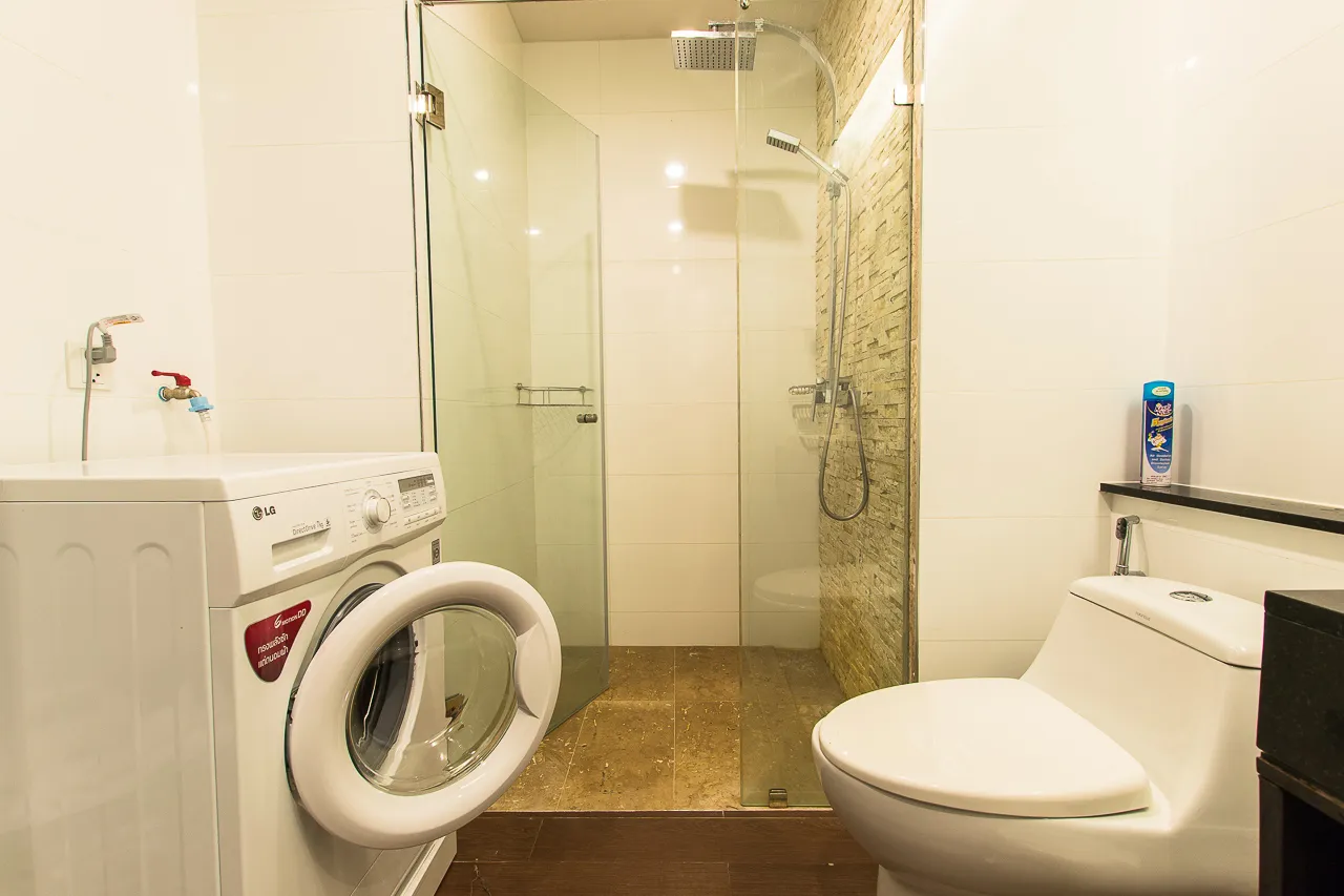 Property image - full photo 13