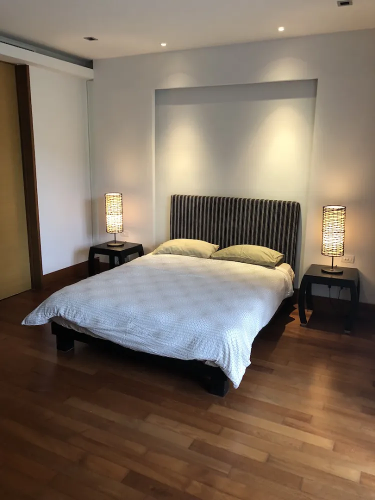Property image - full photo 11
