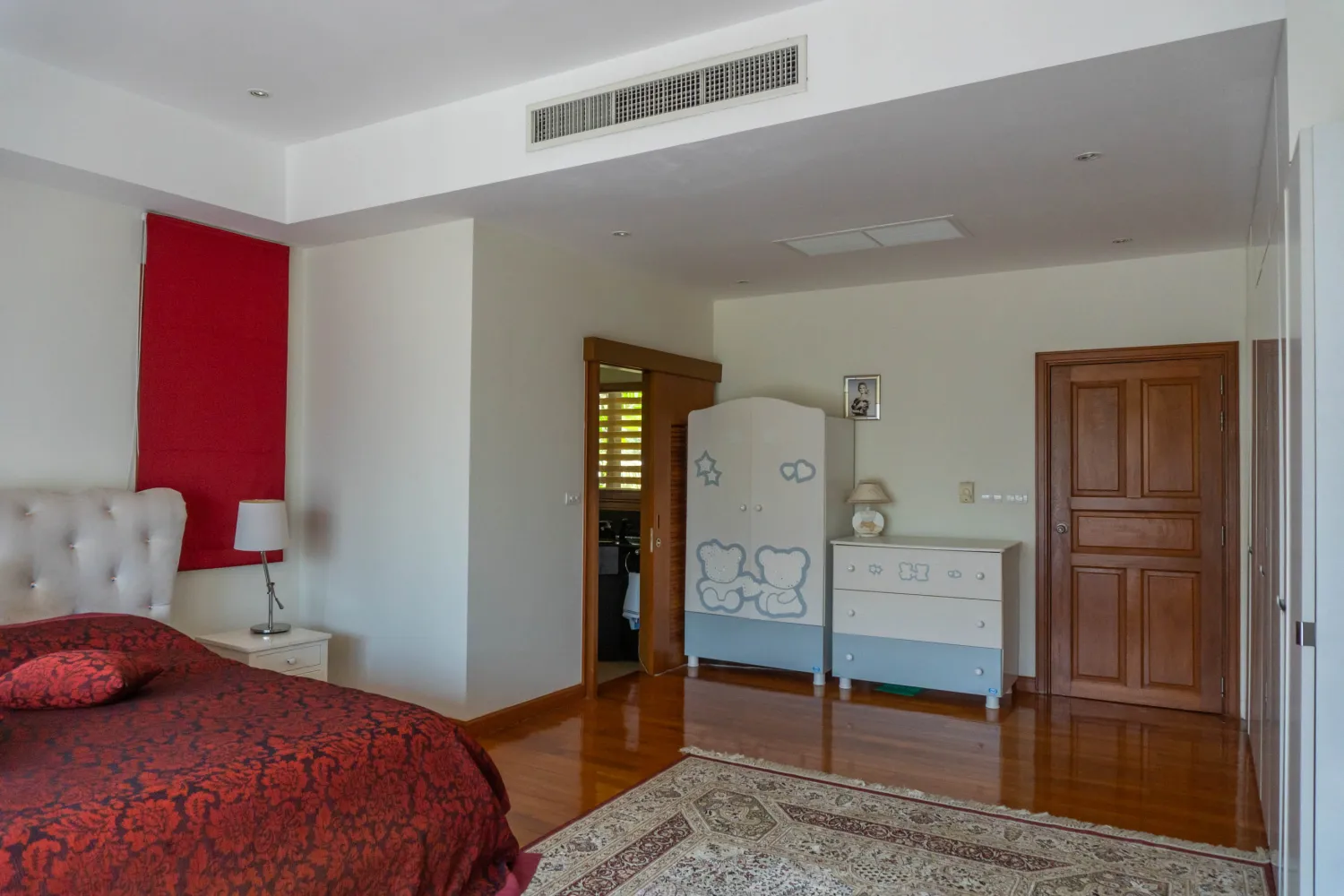 Property image - full photo 127