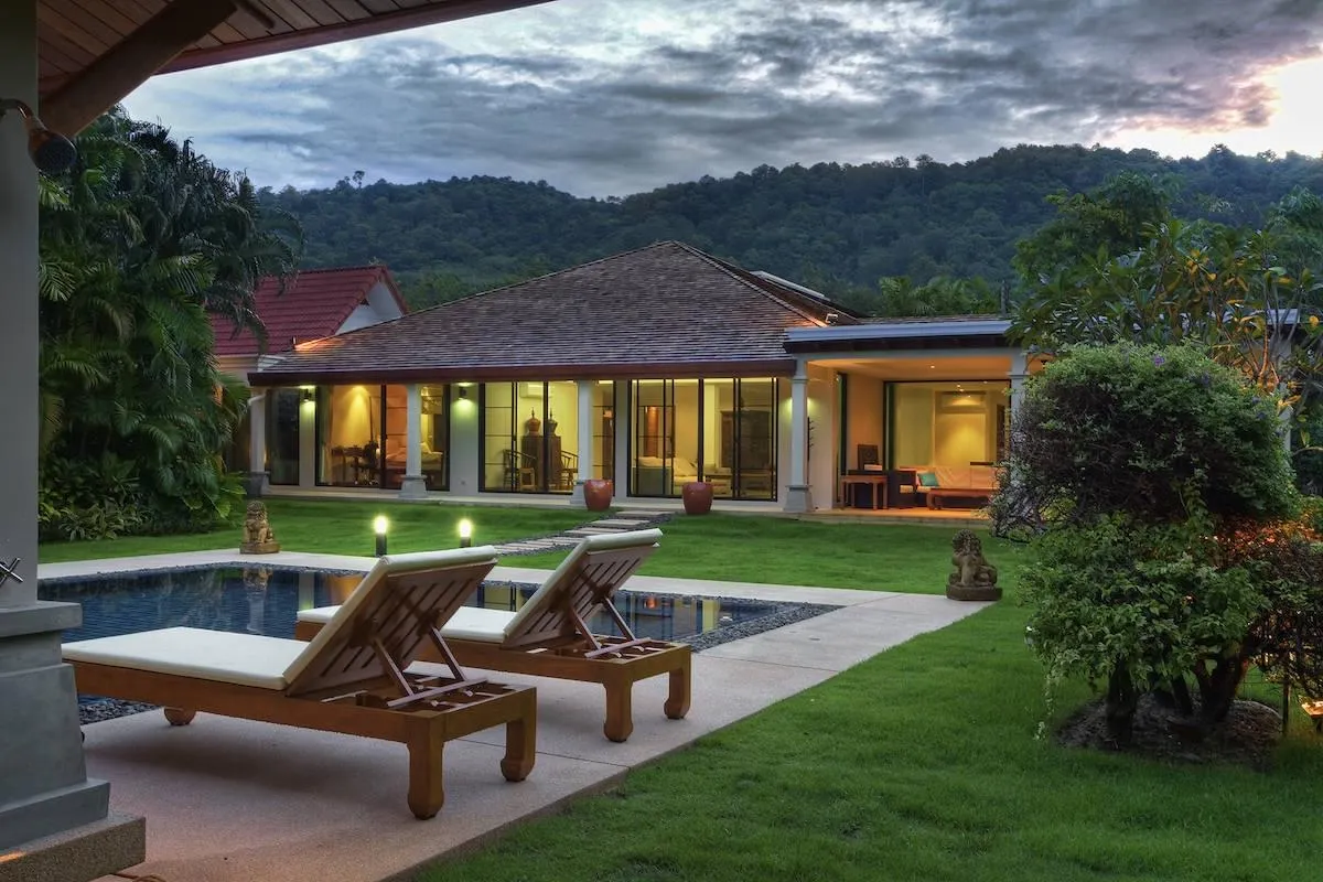 Property image - full photo 3