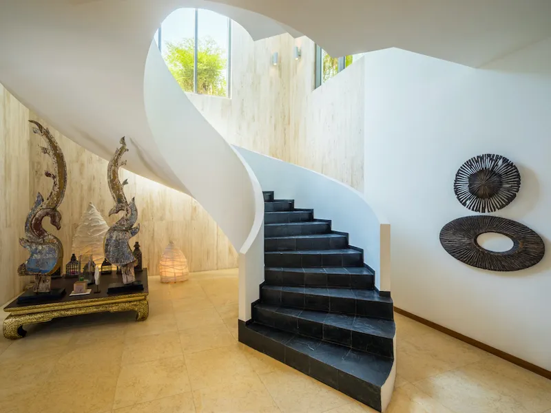 Property image - full photo 6