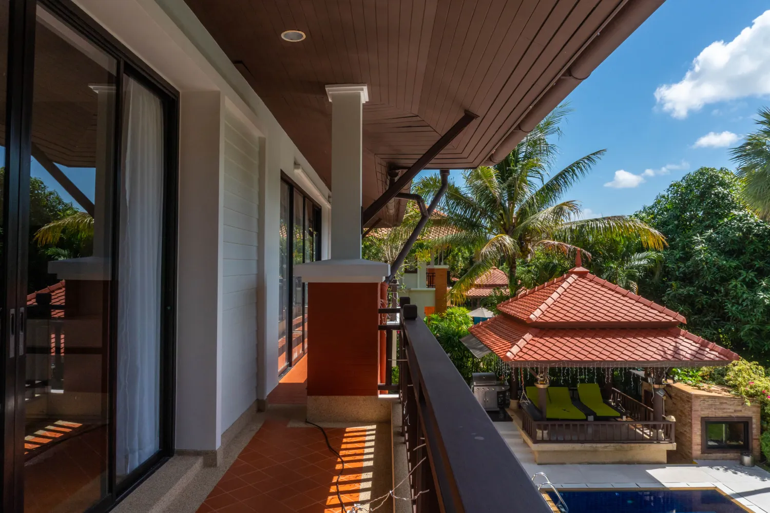 Property image - full photo 82