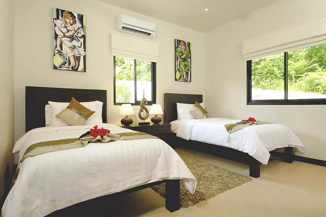 Property image - full photo 31
