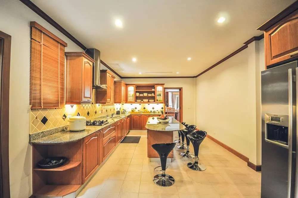 Property image - full photo 56