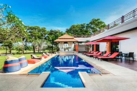 Property image - full photo 10