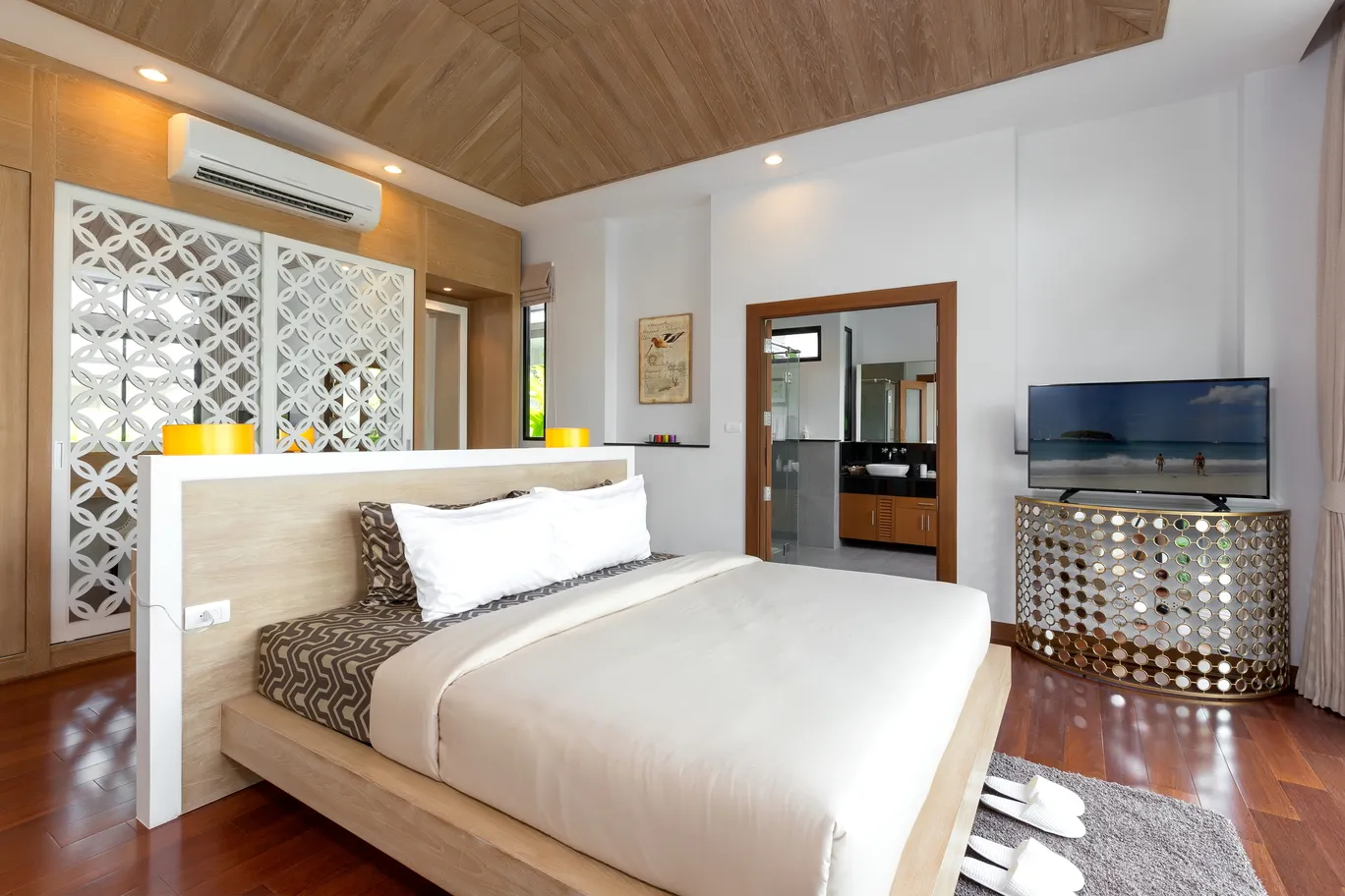 Property image - full photo 7
