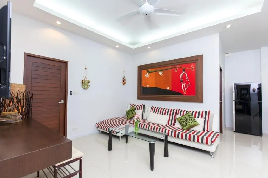 Property image - full photo 9