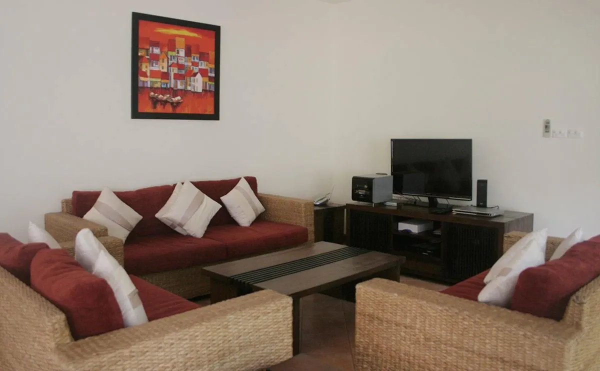 Property image - full photo 4
