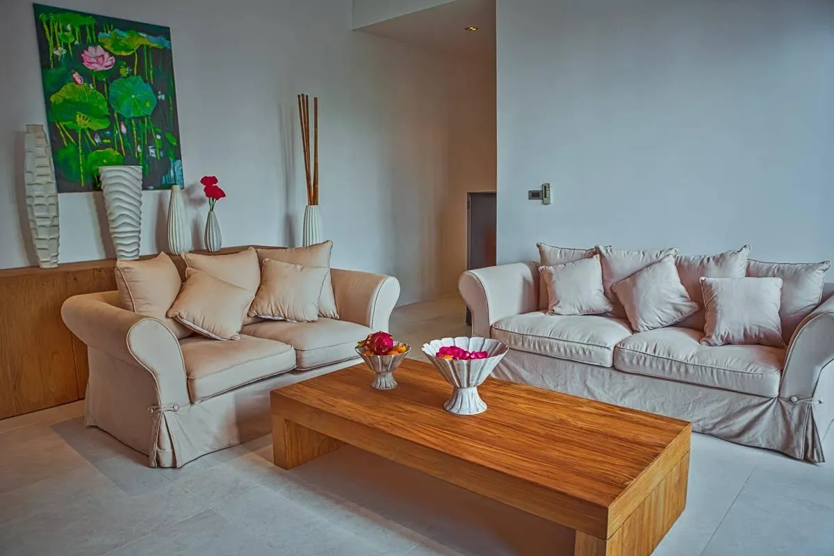 Property image - full photo 7