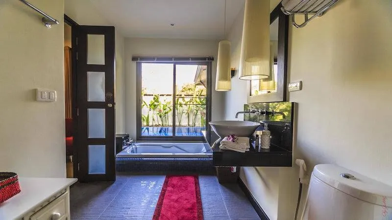 Property image - full photo 19