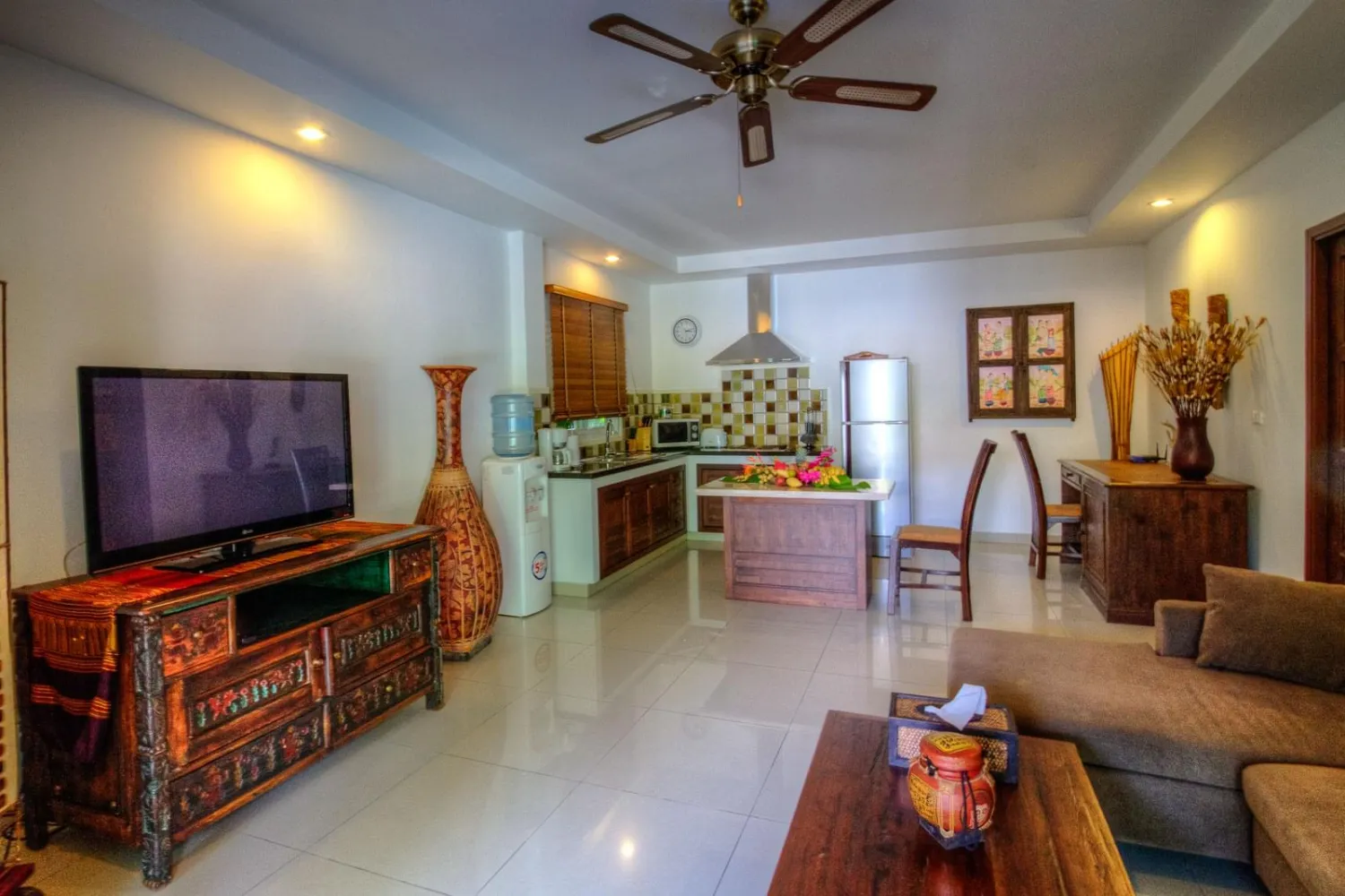 Property image - full photo 9