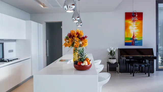 Property image - full photo 12