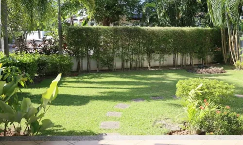 Spacious 4-Bedroom Villa, with garden view in Royal Estate project, on Nai Harn beach