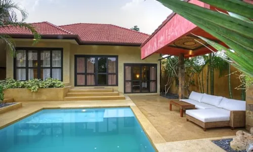 Превосходная вилла с 3 спальнями и с видом на сад, на пляже Найхарн