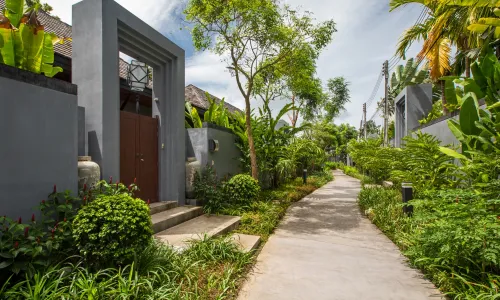 Великолепная вилла с 3 спальнями и с видом на бассейн в проекте Сайюань Естейт, на пляже Равай