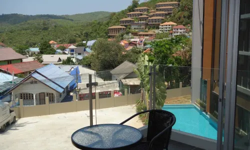 Прекрасные апартаменты с 1 спальней и с видом на город в проекте Карон Чик, на пляже Карон