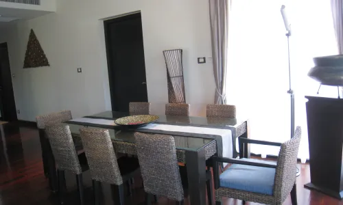 Роскошные апартаменты с 3 спальнями и с видом на сад, не далеко от моря в проекте Маантаван, на пляже Бангтао/Лагуна