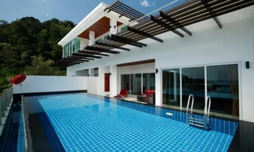 Роскошные апартаменты с 3 спальнями и с видом на море в проекте Камала Фолс, на пляже Камала 