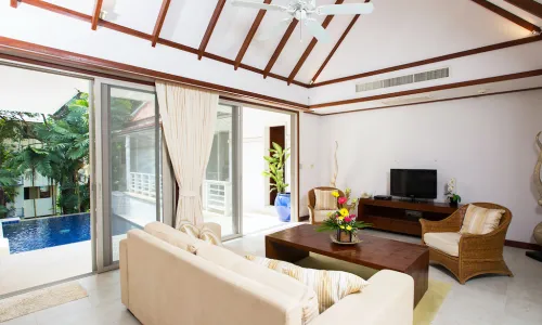 Потрясающая вилла с 3 спальнями и с видом на море в проекте Катаманда, на пляже Ката