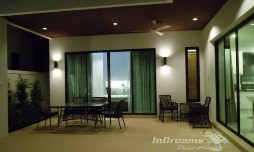 Модная вилла с 3 спальнями и с видом на бассейн в проекте Интира Виллас, на пляже Равай