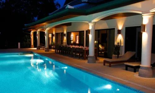 Восхитительная вилла с 6 спальнями и с видом на бассейн, на пляже Найхарн