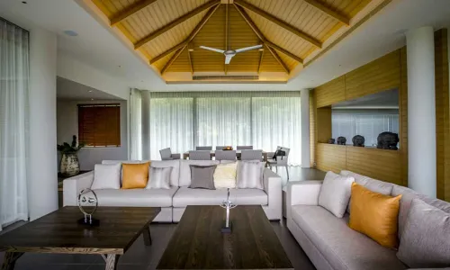 Роскошная вилла с 4 спальнями и с видом на море в проекте Ля Колин, на пляже Лаян 