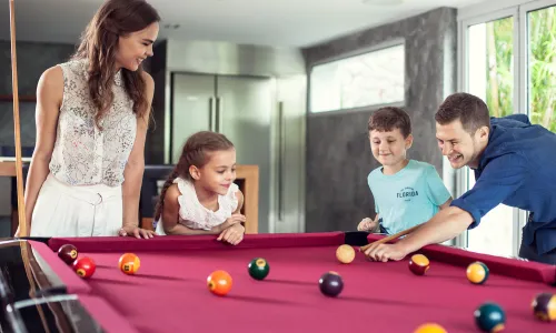 Прекрасная вилла с 4 спальнями и с видом на море в проекте Сурин Хайтс, на пляже Сурин