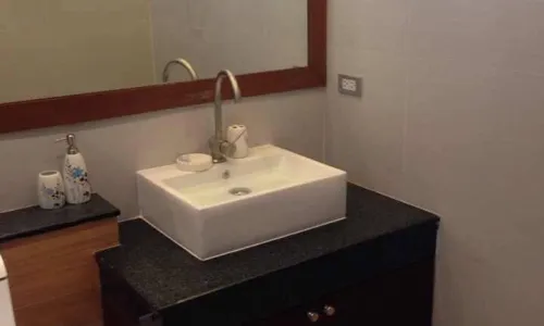 Шикарные апартаменты с 1 спальней и с видом на море в проекте Си энд Cкай, на пляже Карон