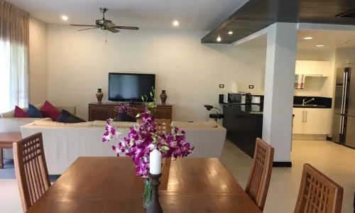 Комфортабельные апартаменты с 3 спальнями и с видом на сад, не далеко от моря в проекте Чом Таван, на пляже Бангтао/Лагуна