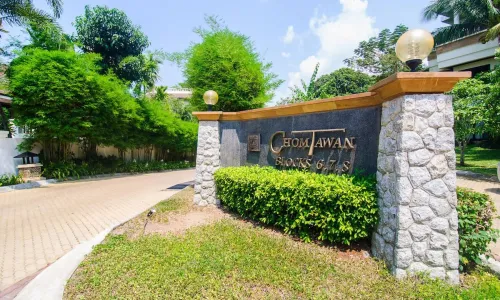 Модные апартаменты с 3 спальнями и с видом на сад, не далеко от моря в проекте Чом Таван, на пляже Бангтао/Лагуна