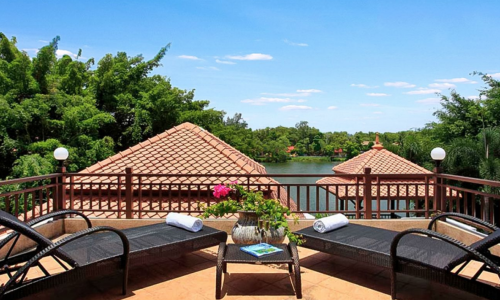 Лагуна Вотерс