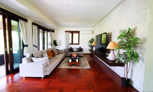 Сногсшибательная вилла с 4 спальнями и с видом на бассейн в проекте Лагуна Хомс, на пляже Бангтао/Лагуна (+ Видео обзор)