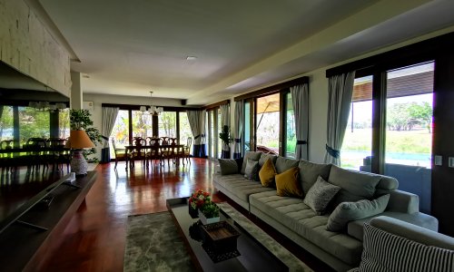 Сногсшибательная вилла с 4 спальнями и с видом на бассейн в проекте Лагуна Хомс, на пляже Бангтао/Лагуна (+ Видео обзор)