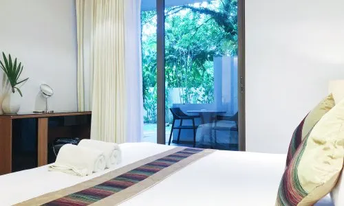 Удобные апартаменты с 2 спальнями и с видом на бассейн, не далеко от моря в проекте Перл оф Найтон, на пляже Найтон (+ Видео обзор)