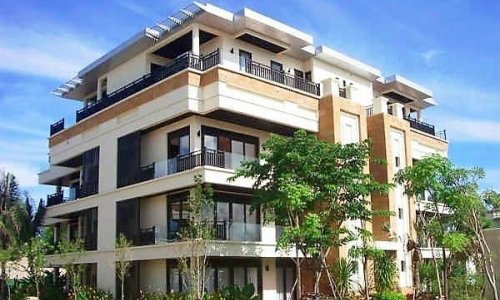 Великолепные апартаменты с 3 спальнями и с видом на сад, не далеко от моря в проекте Чом Таван, на пляже Бангтао/Лагуна